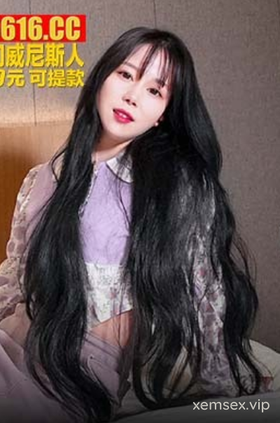 MSD131 Lợi dụng bé hàng xóm đang buồn giúp em ấy lên đỉnh